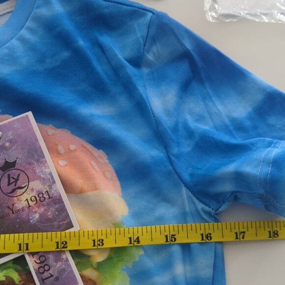 Women's Burger & Fries T-shirt - Size M NWT - Picture 4 of 4